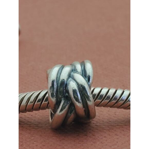 PANDORA Love Knot Charm in 925 Sterling Silver 790484 - Picture 4 of 7